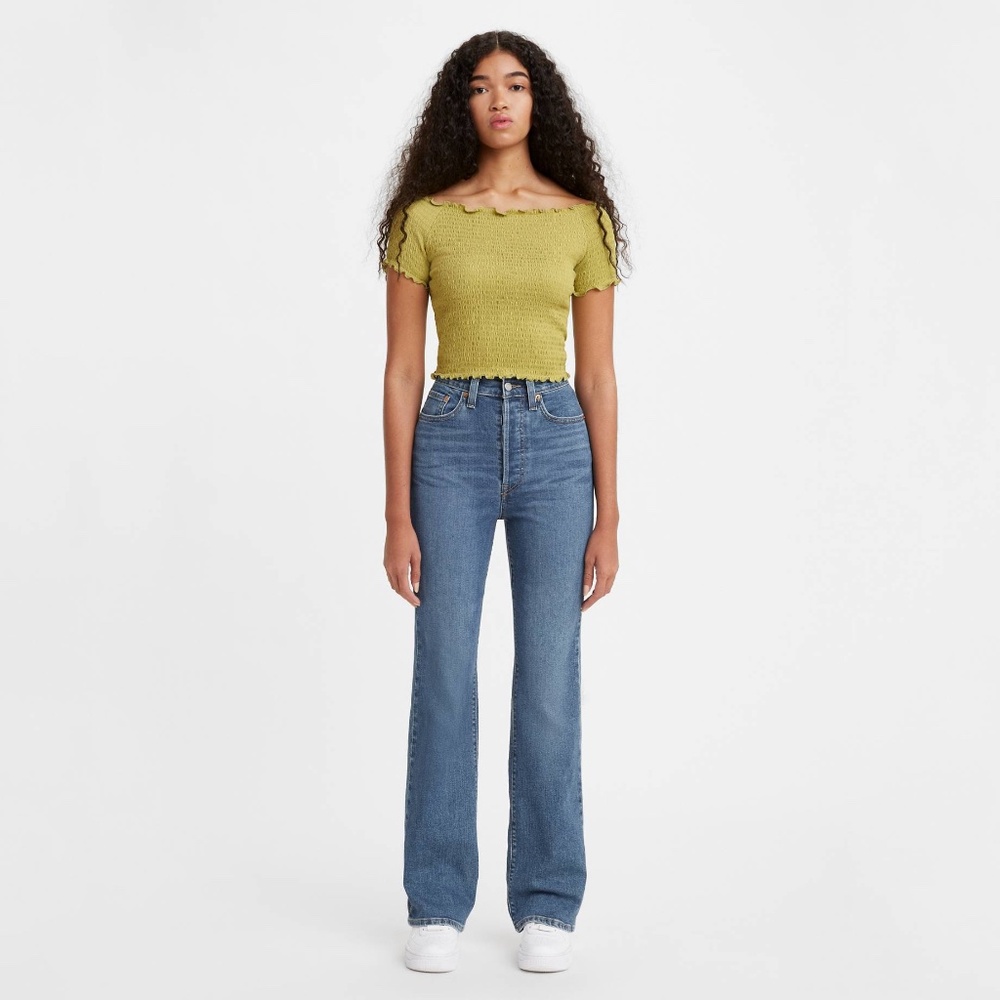 Levi's Ribcage Bootcut Jeans in Medium Wash Size 27